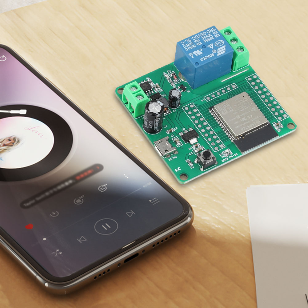 Modulo di Alimentazione ESP32  - Relay 8 Channel Board recensione e prezzo